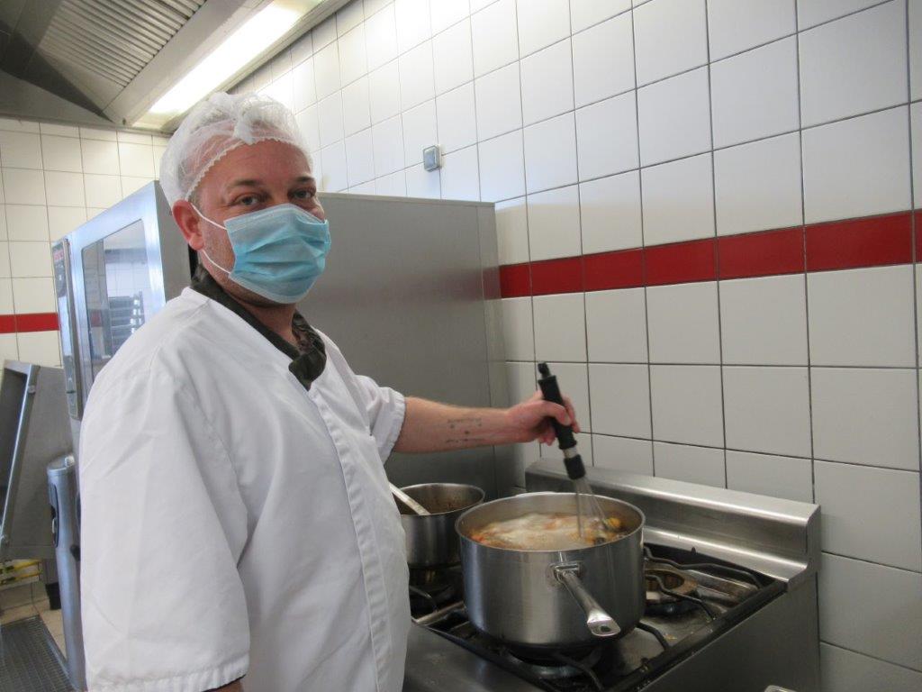 Fondation ANAIS - Travailleurs de la cuisine centrale 1