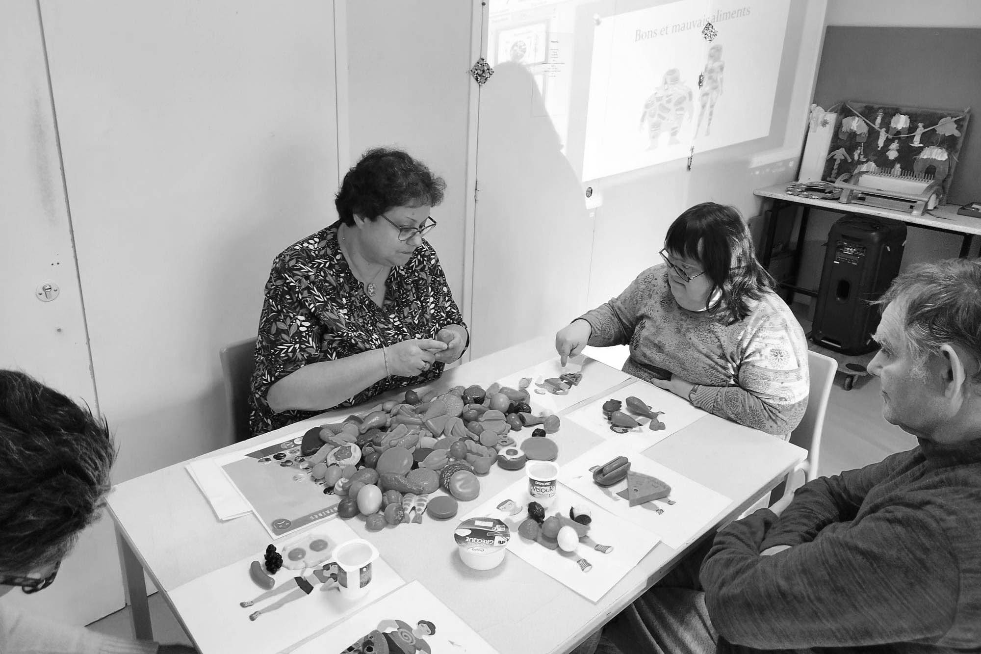 Atelier alimentation, goût et texture au Foyer de Vie de Saint Pavace